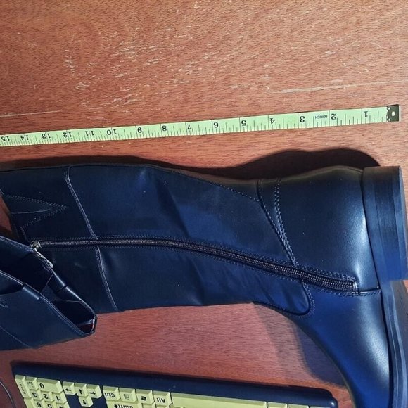 NEW ! Tommy Hilfiger Women's Shano Wide Calf Classic Riding Boot Black Size 9 - Picture 6 of 6